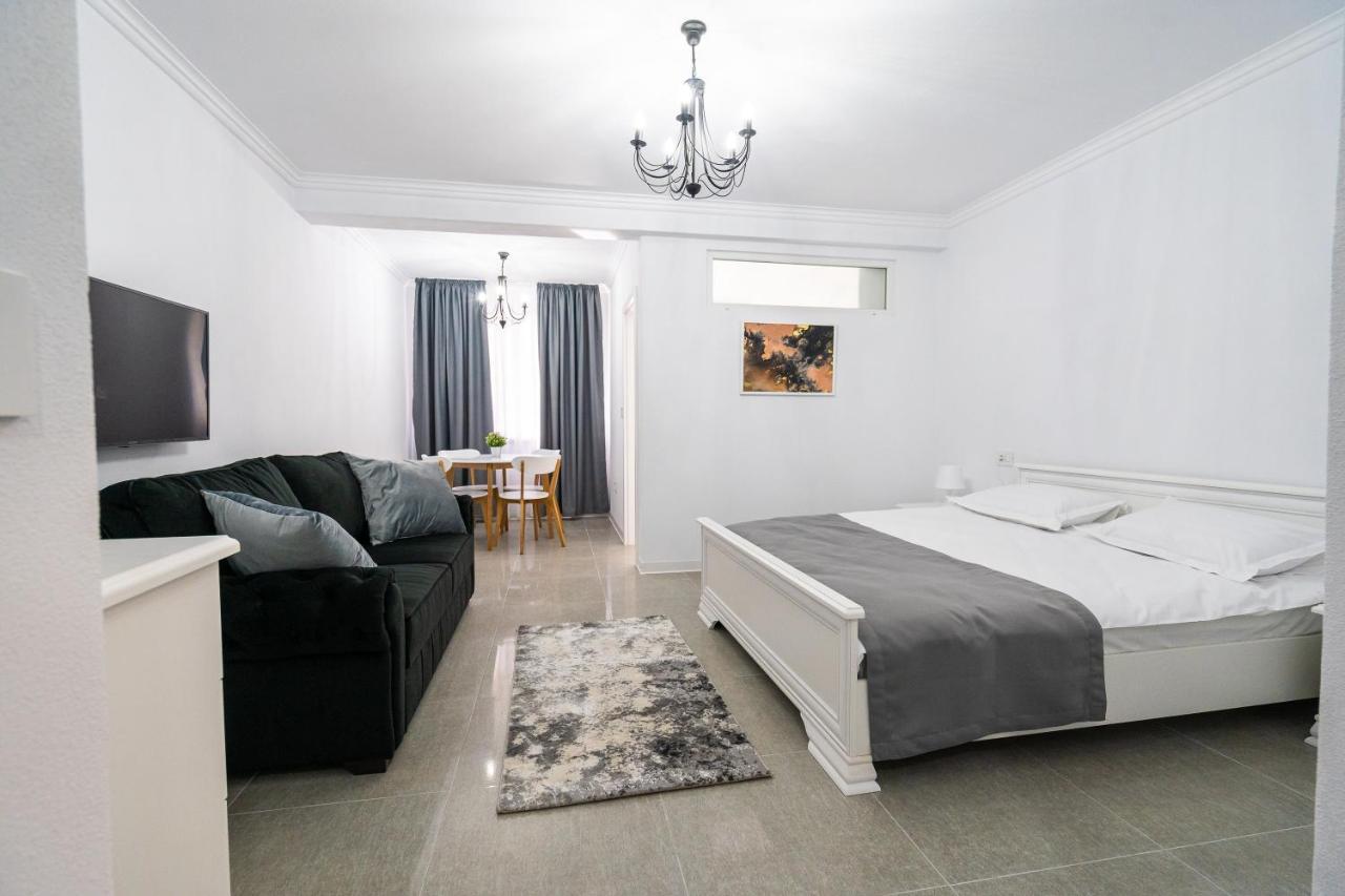 Armada Aparthotel Alba Iulia Exterior photo