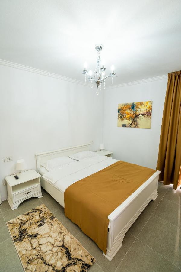 Armada Aparthotel Alba Iulia Exterior photo