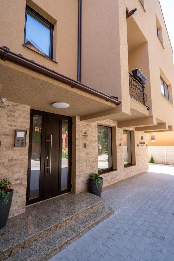 Armada Aparthotel Alba Iulia Exterior photo