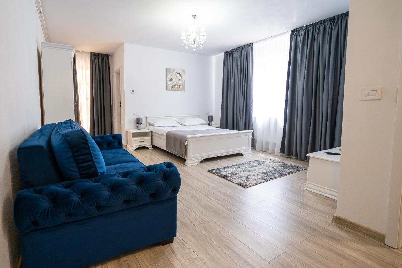 Armada Aparthotel Alba Iulia Exterior photo