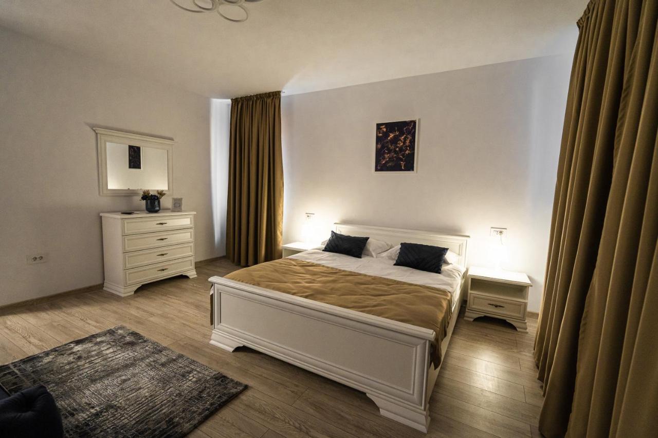 Armada Aparthotel Alba Iulia Exterior photo