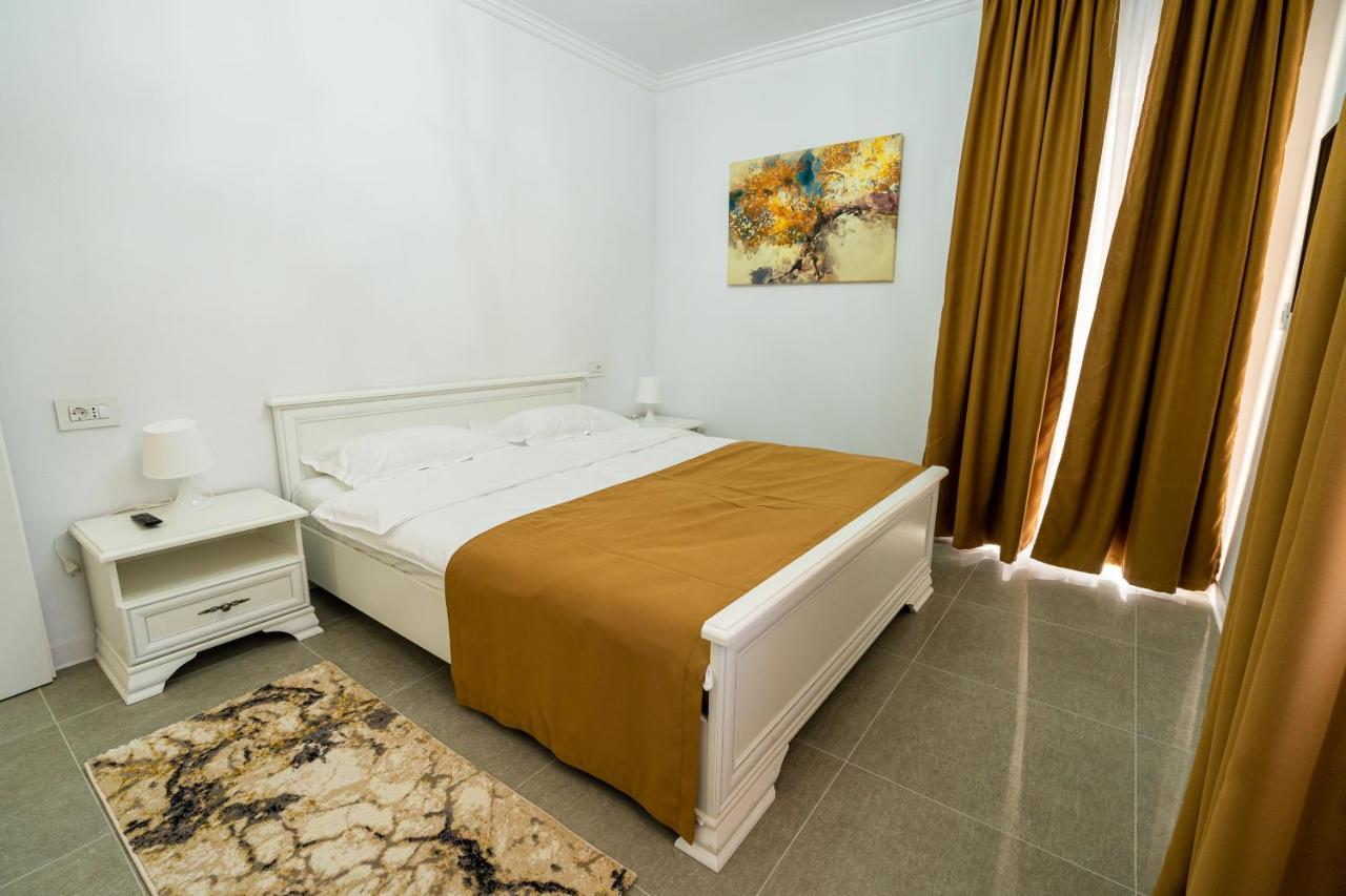Armada Aparthotel Alba Iulia Exterior photo
