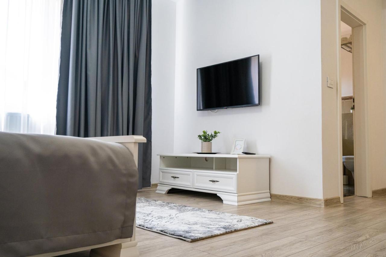 Armada Aparthotel Alba Iulia Exterior photo