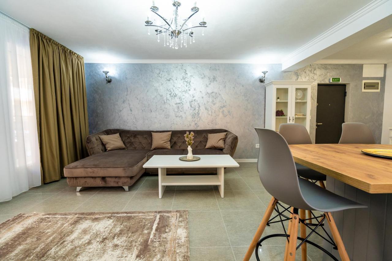 Armada Aparthotel Alba Iulia Exterior photo