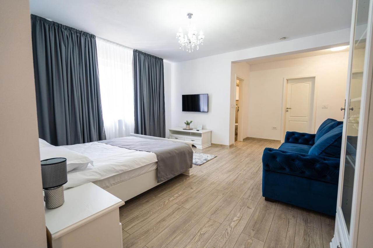 Armada Aparthotel Alba Iulia Exterior photo